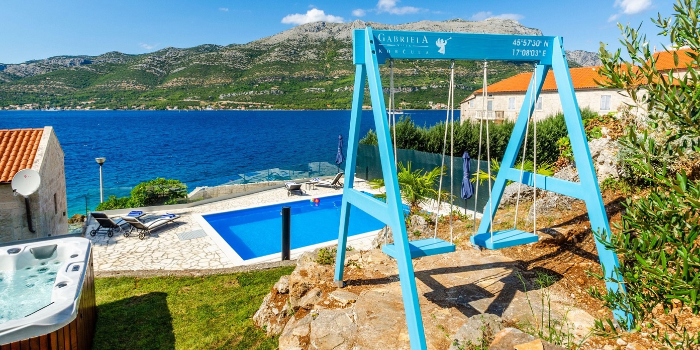 006 Orvas 11 Gabriela