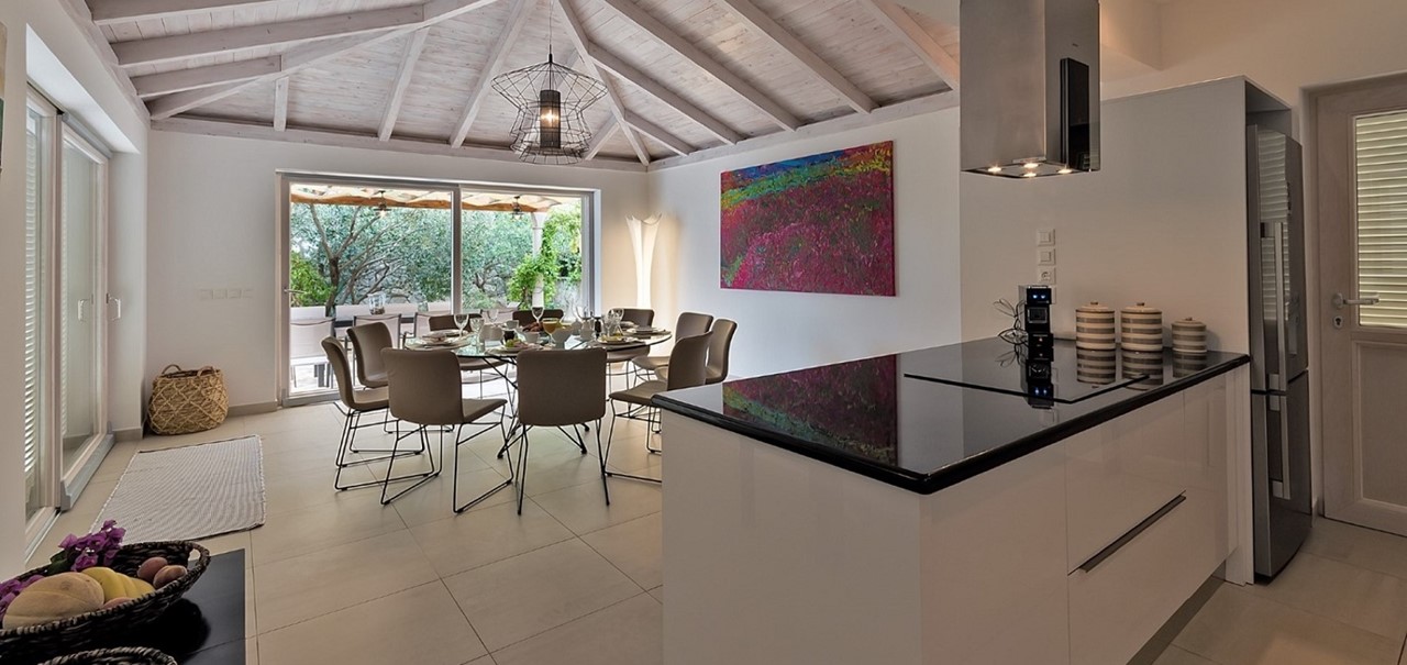 008 Orvas 10 Villa Zora