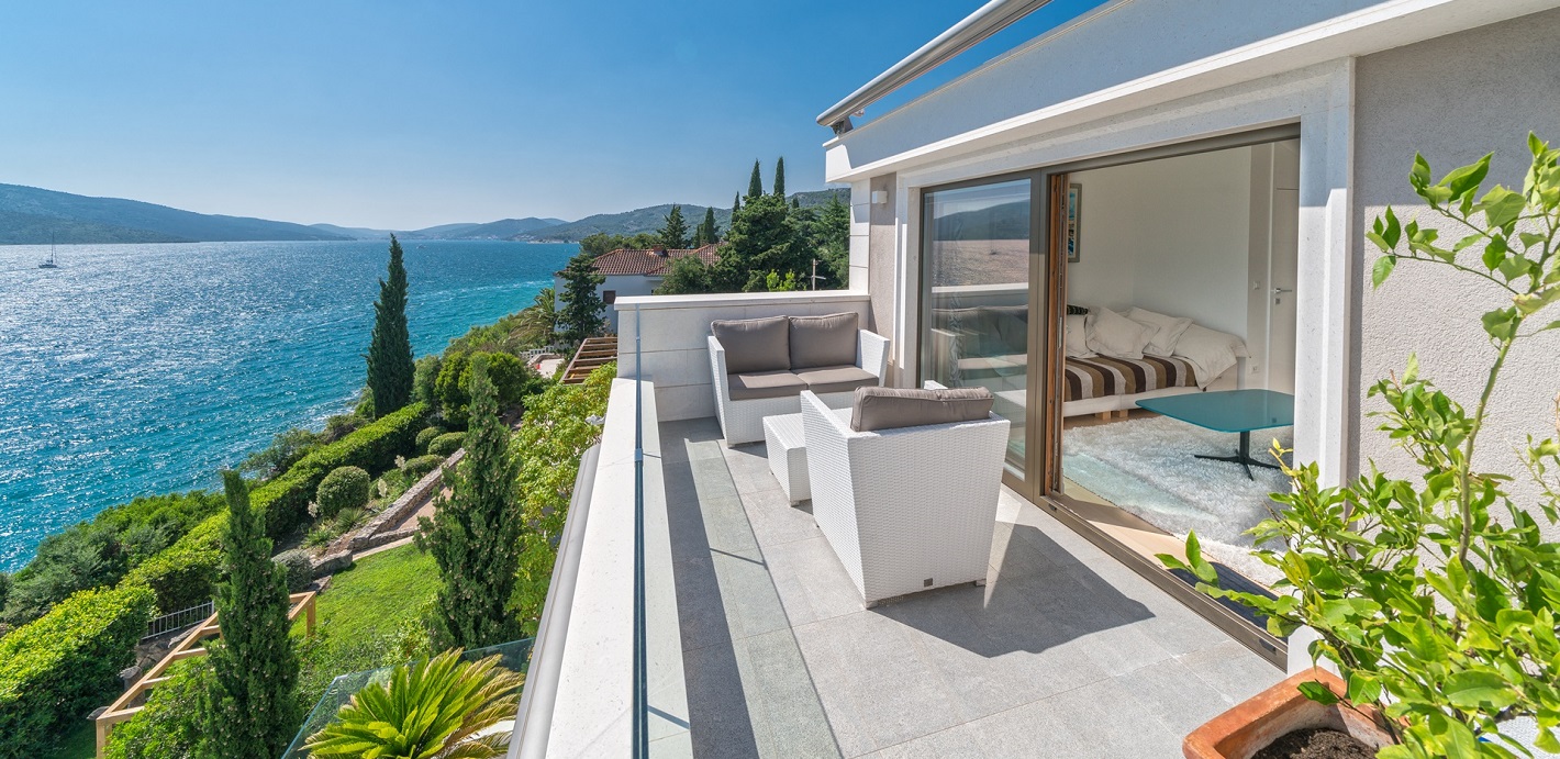 004 Orvas 24 Villa Lala