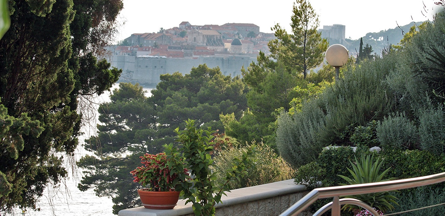 005 Orvas 32 Villa Andela