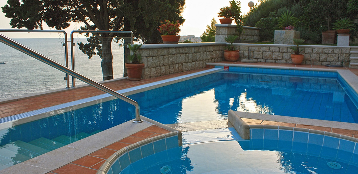 019 Orvas 32 Villa Andela