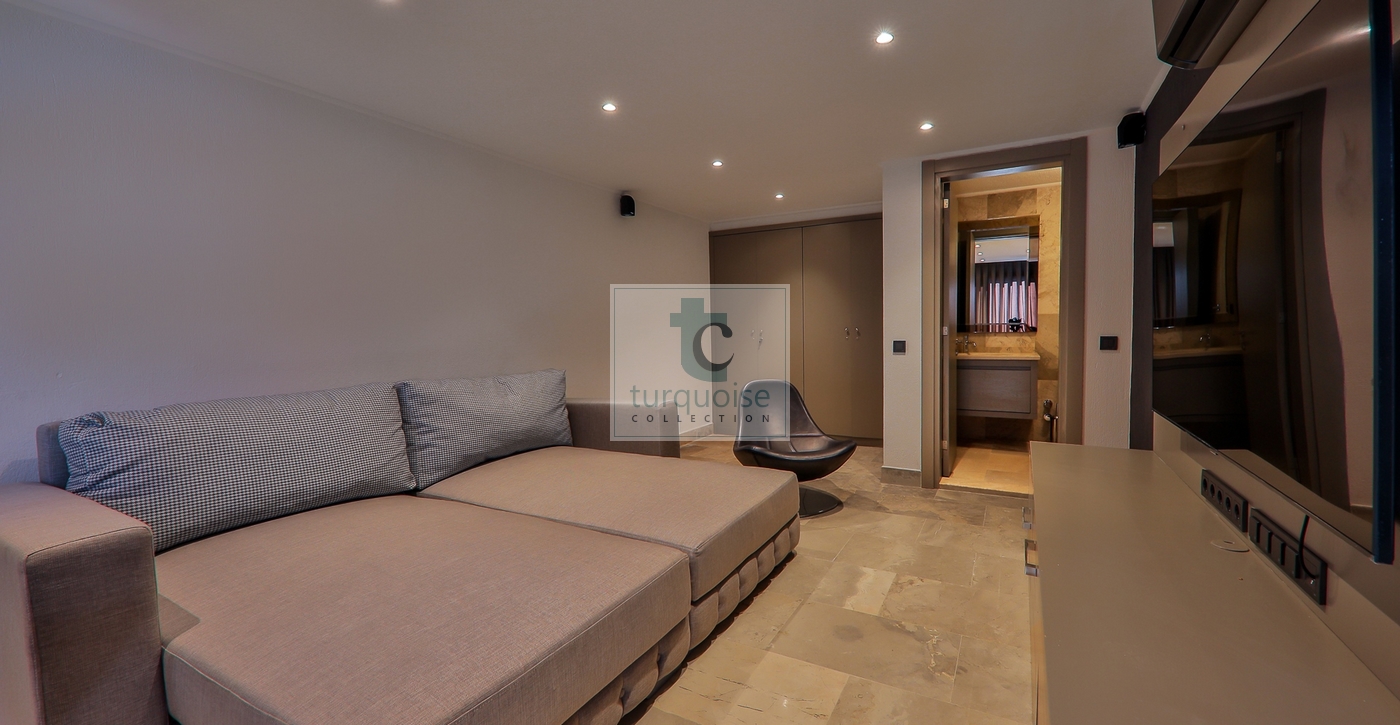 Media Room Or 7Th Bedroom 1