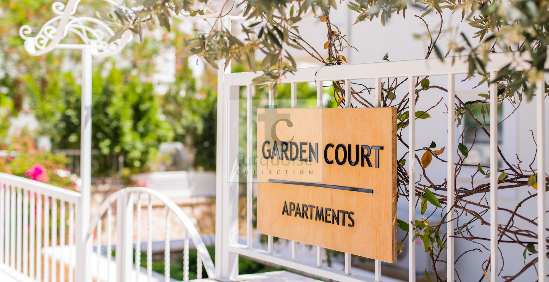 Garden Court Apartment The Turquoise Collection