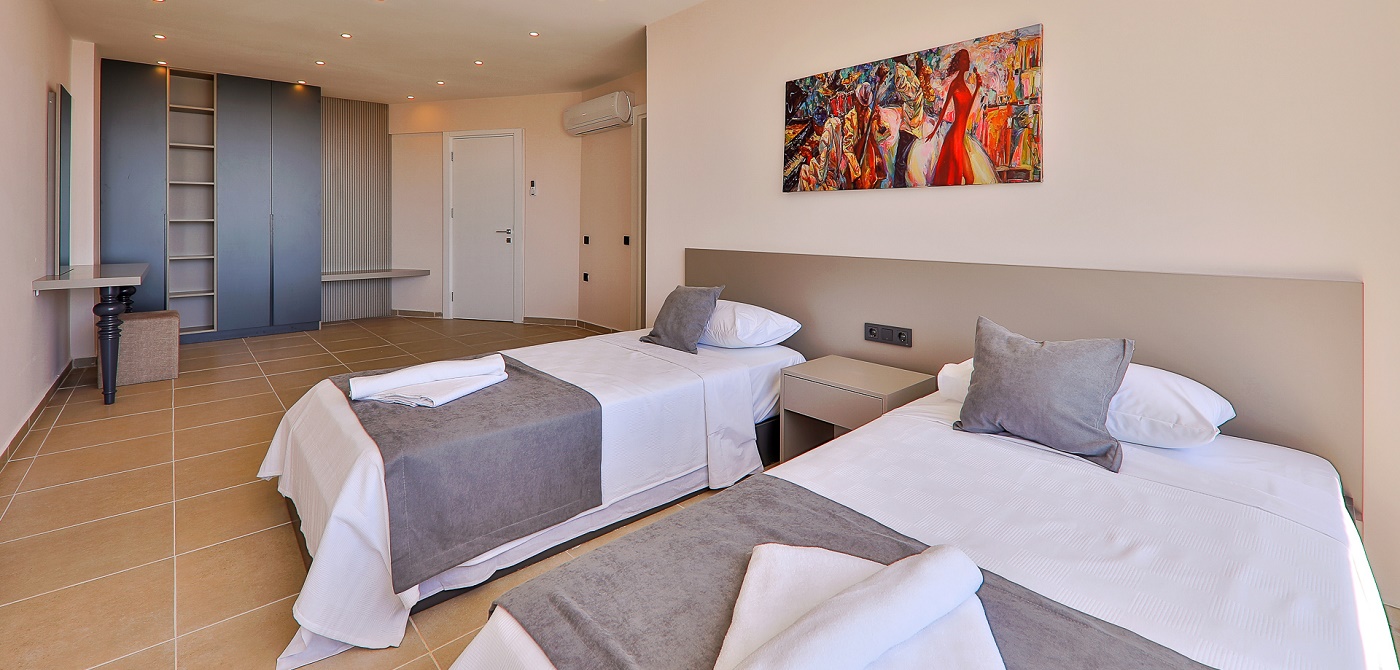 Basement Twin Bedroom