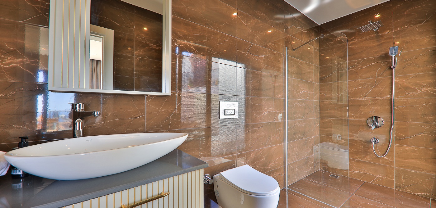 First Floor Bathroom 1