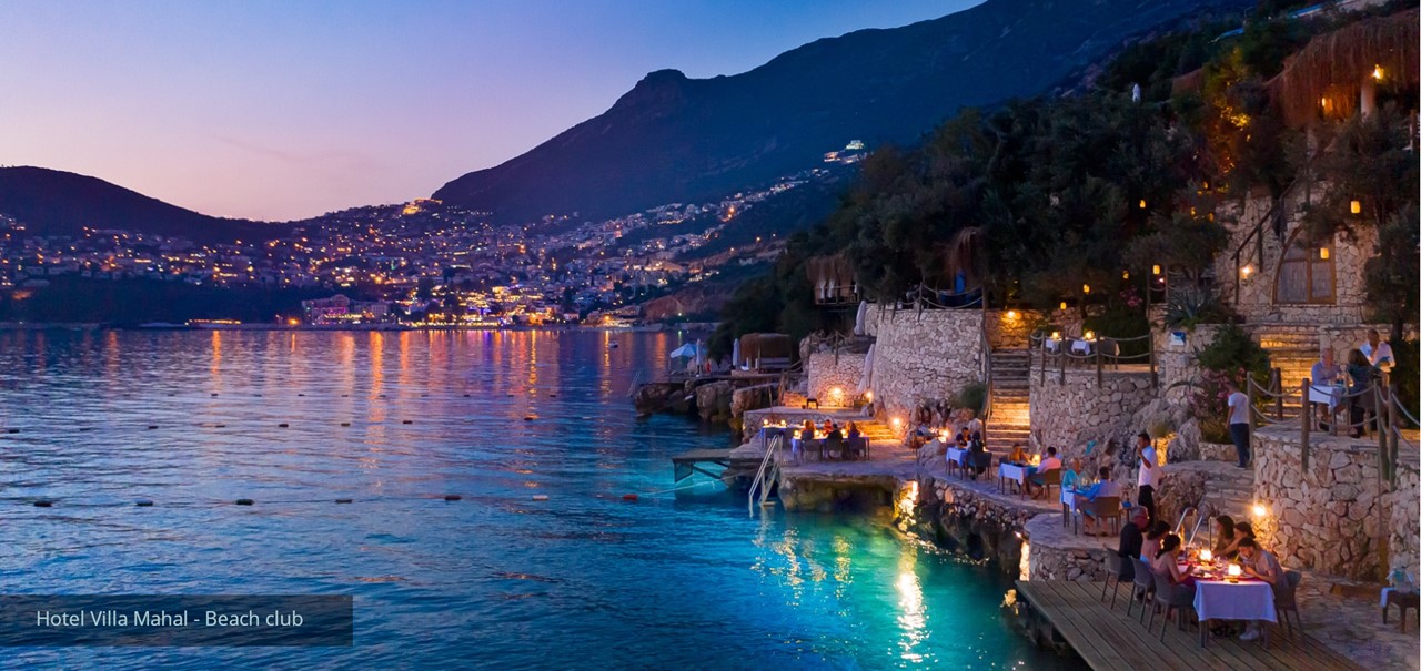 Mahal Waterfront Dining Dusk