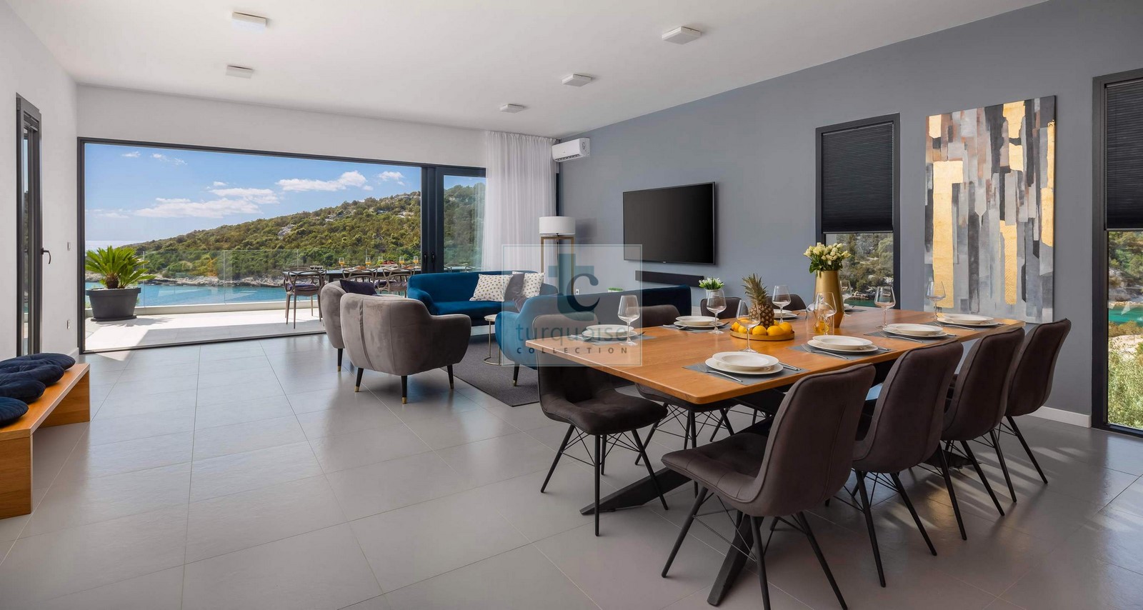 Villa Extravaganza 2