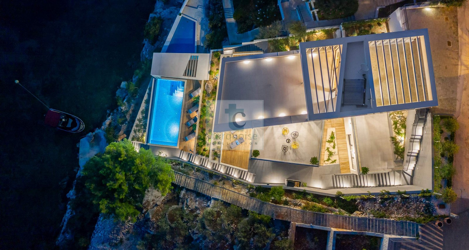 Villa Extravaganza 34