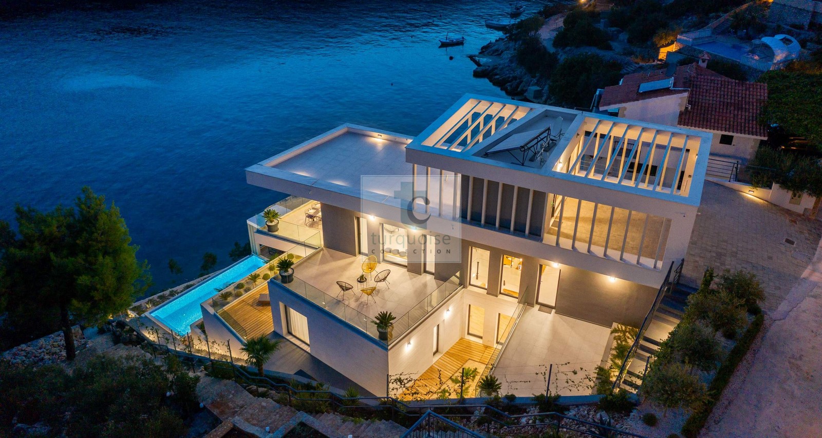 Villa Extravaganza 35