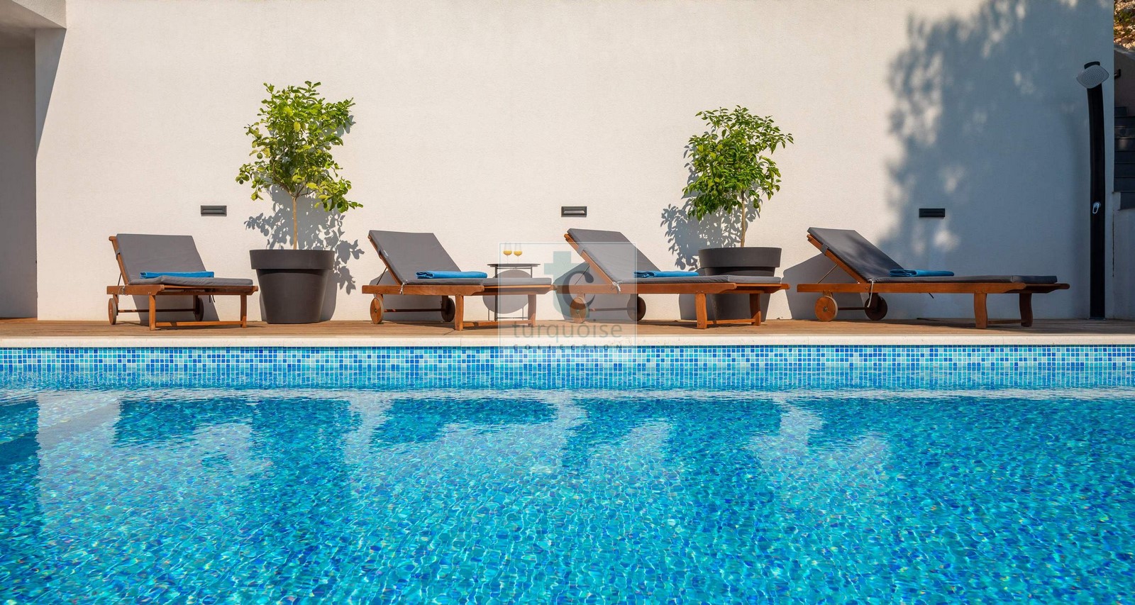 Villa Extravaganza 47