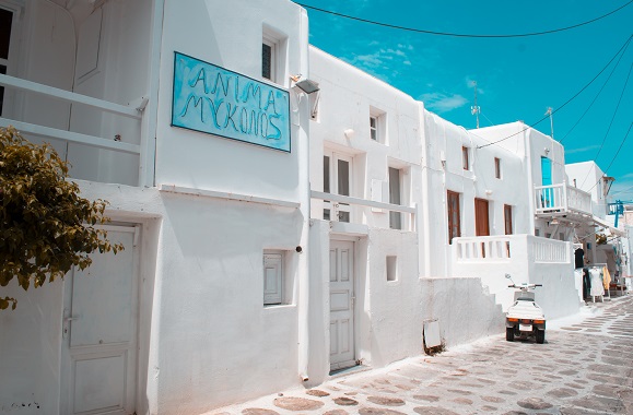 Whitewashed streets of Mykonos Town
