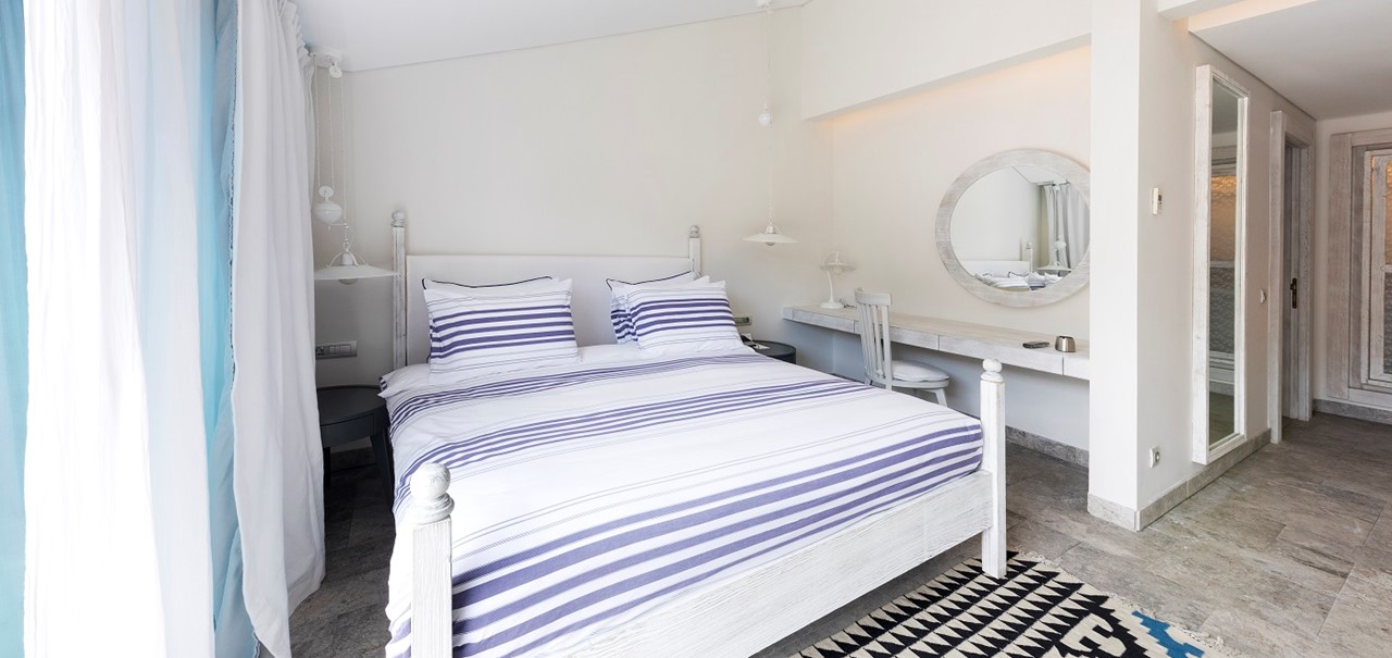 Attic Suite With Terrace Bedroom