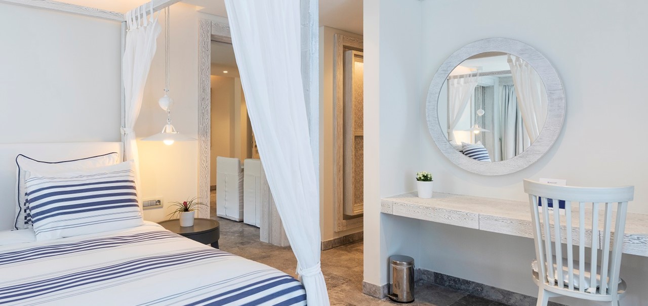 Premier Suite Bedroom