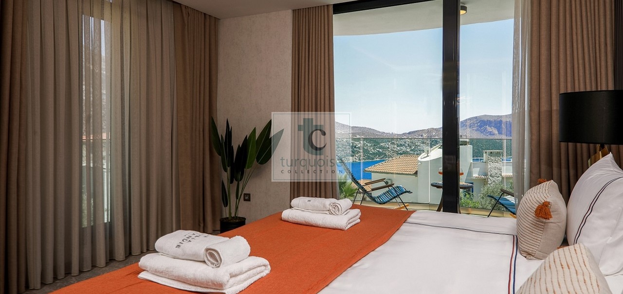 Villa Sandie The Turquoise Collection 12