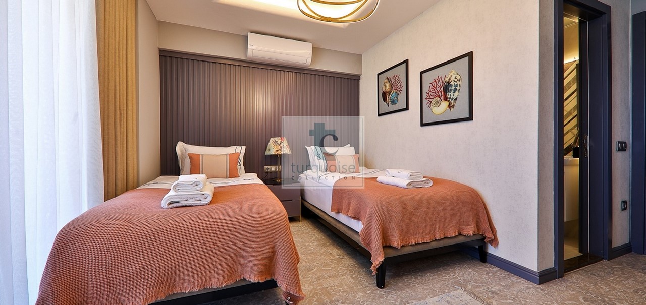 Villa Sandie The Turquoise Collection 13