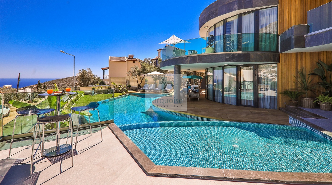 Villa Sandie The Turquoise Collection 26