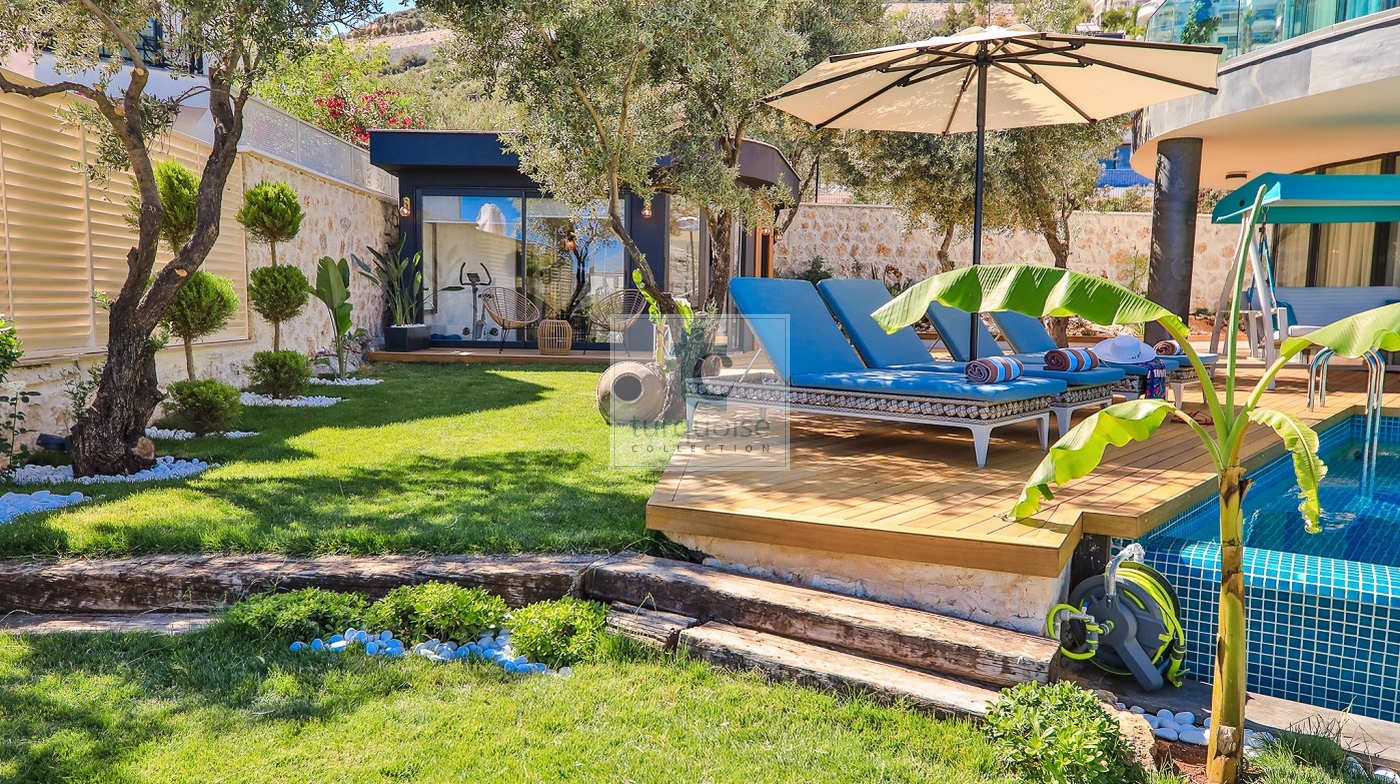 Villa Sandie The Turquoise Collection 32