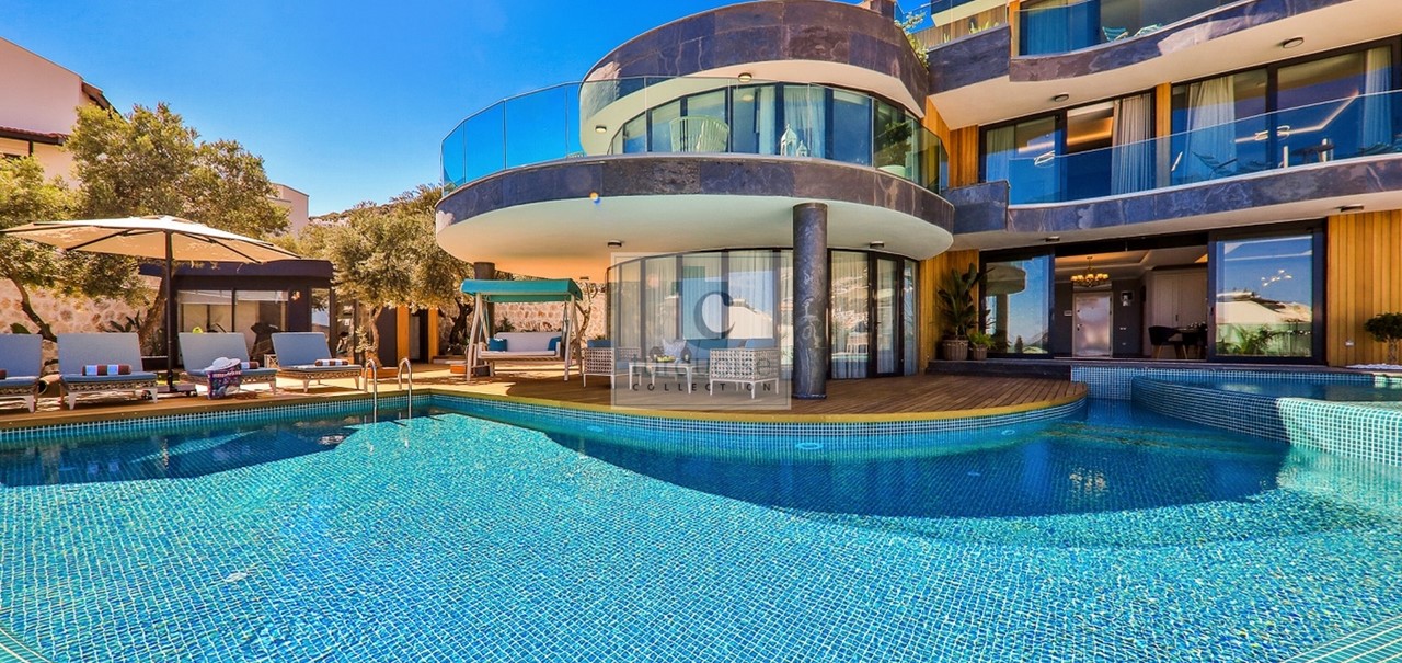 Villa Sandie The Turquoise Collection 38