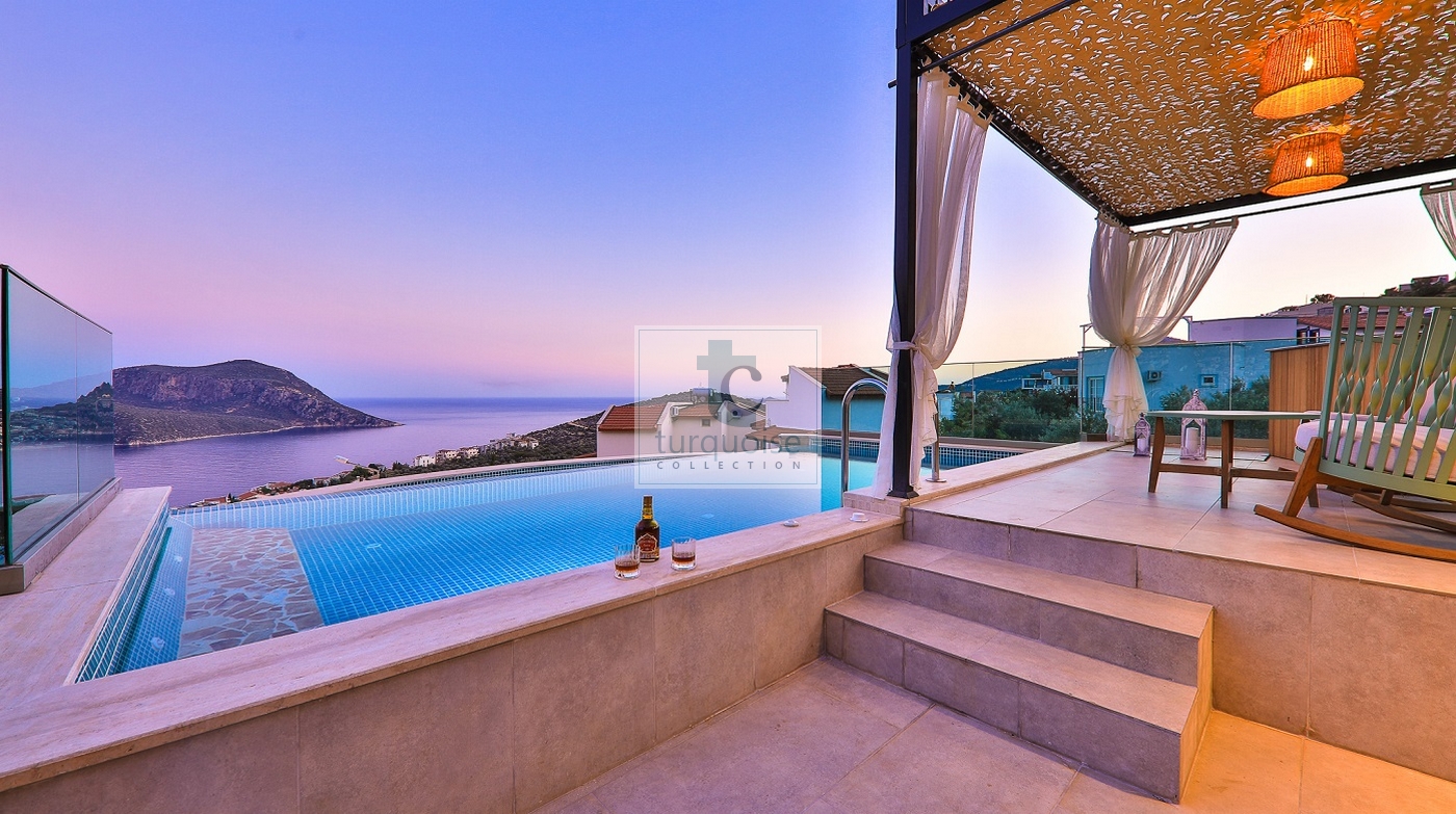 Villa Sandie The Turquoise Collection 58