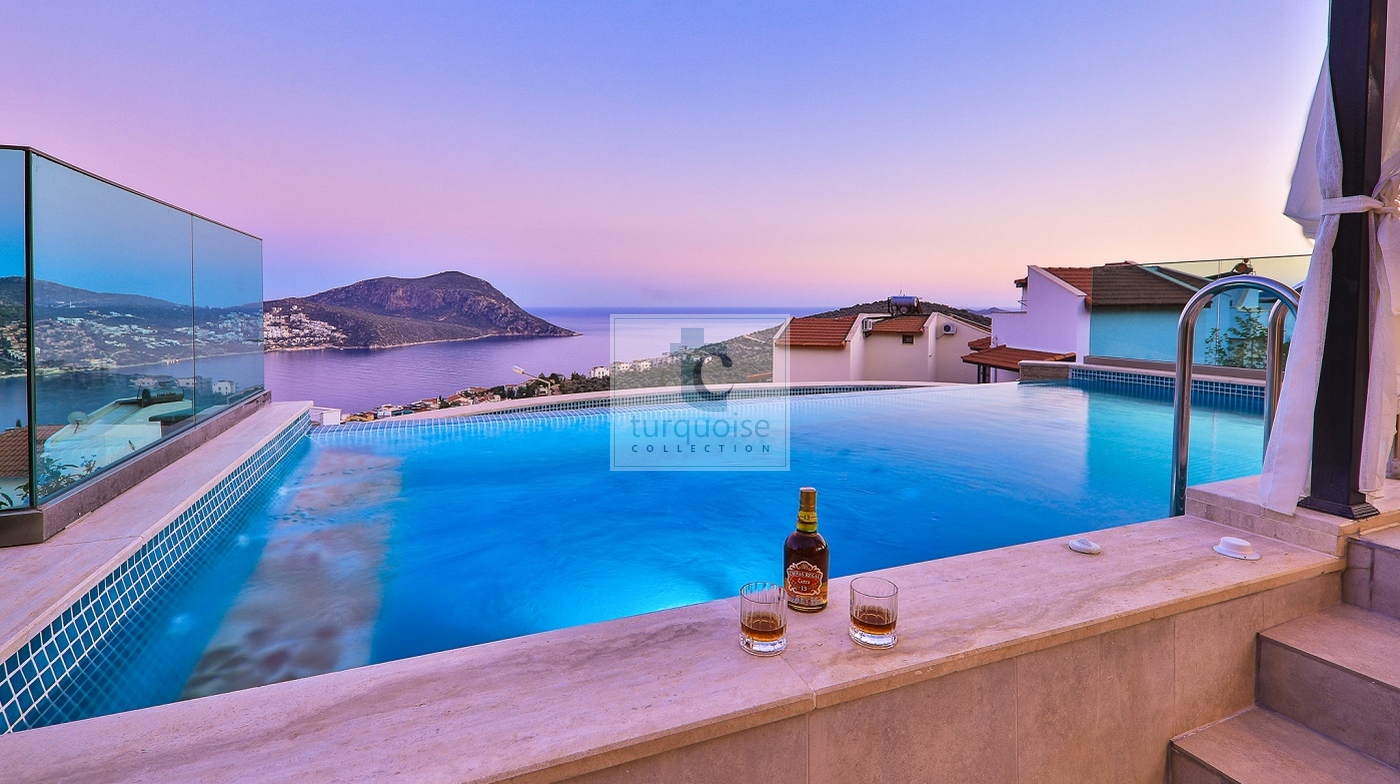 Villa Sandie The Turquoise Collection 59