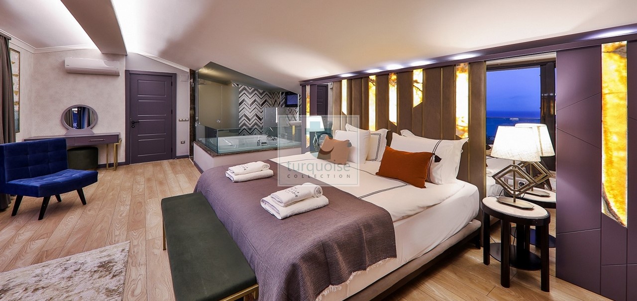 Villa Sandie The Turquoise Collection 60