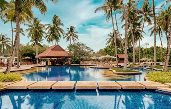 Main Pool Banyan Tree Phuket 4 3