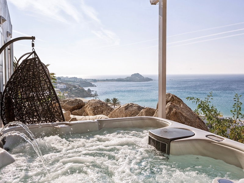 Jacuzzi