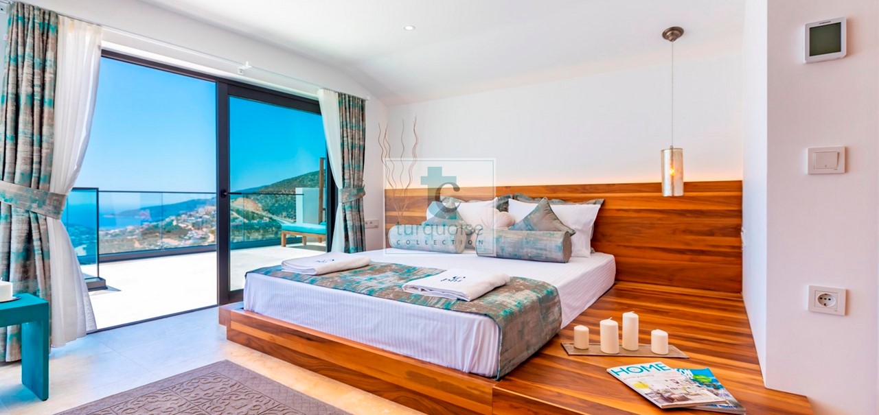 Villa Phi The Turquoise Collection 1