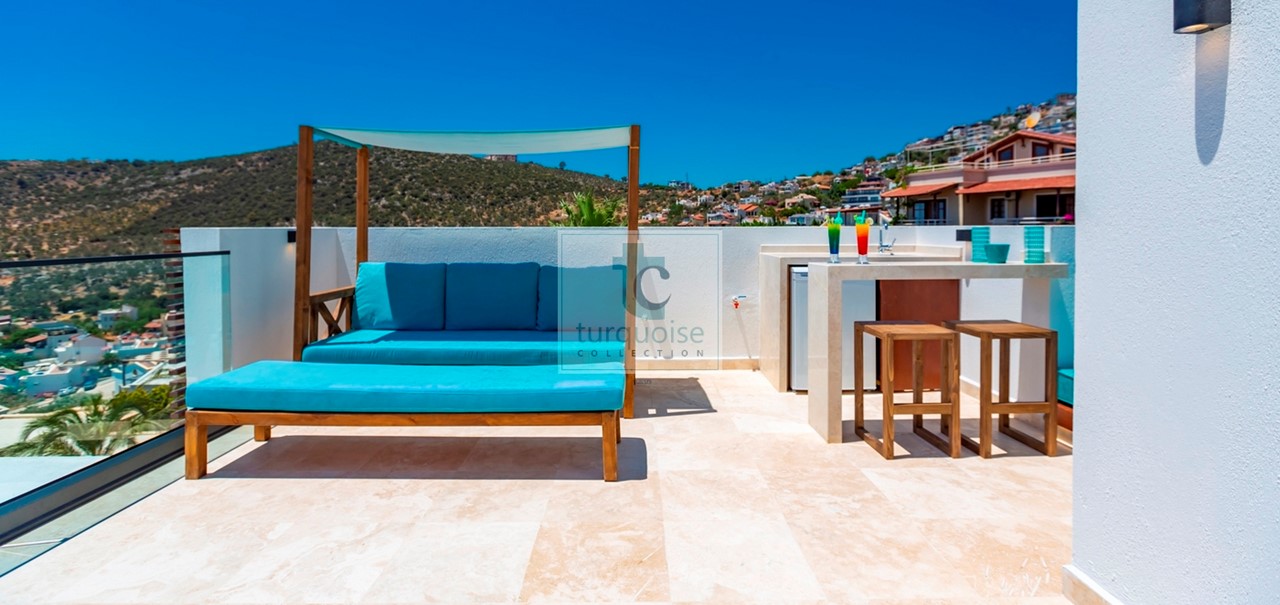 Villa Phi The Turquoise Collection 6