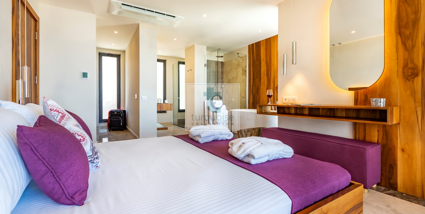 Villa Phi The Turquoise Collection 11