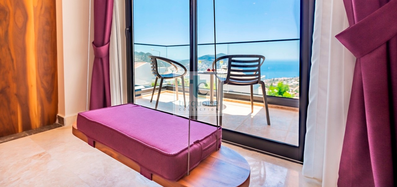 Villa Phi The Turquoise Collection 12