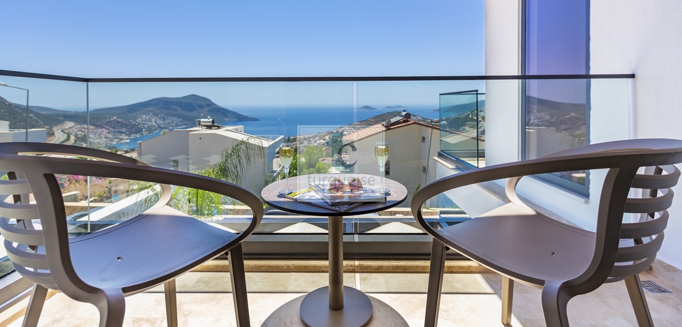 Villa Phi The Turquoise Collection 13