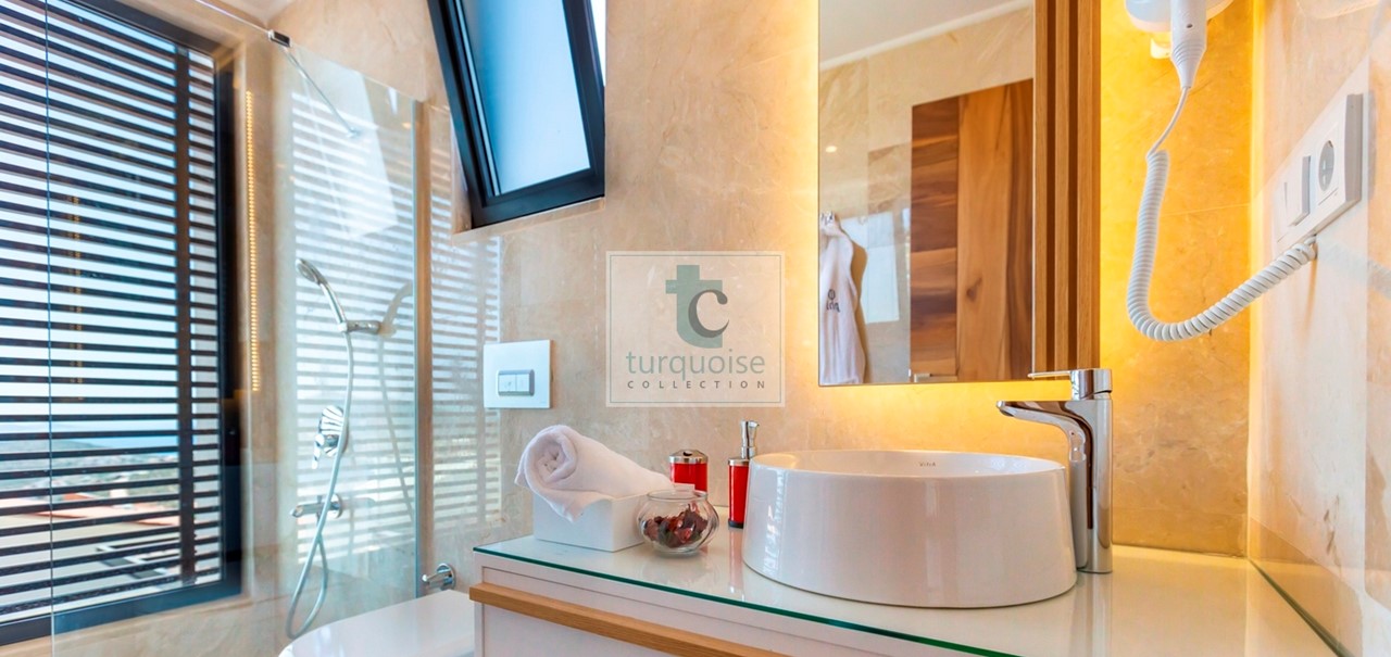 Villa Phi The Turquoise Collection 16