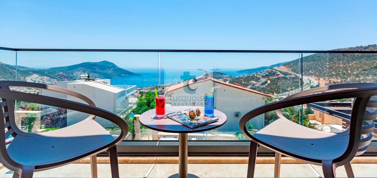 Villa Phi The Turquoise Collection 18