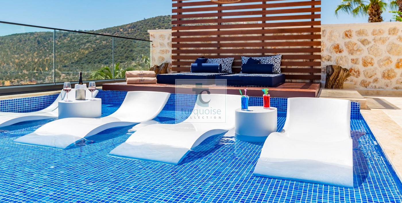 Villa Phi The Turquoise Collection 43