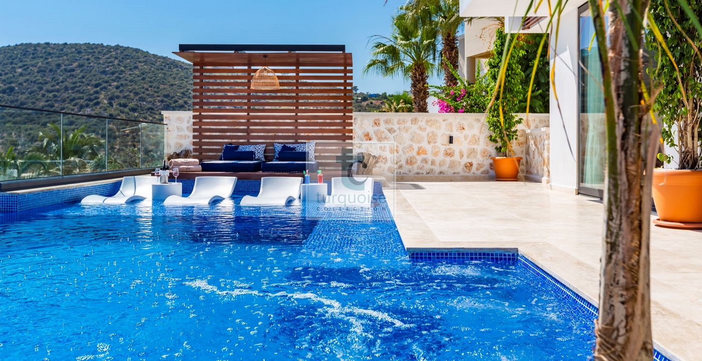 Villa Phi The Turquoise Collection 45