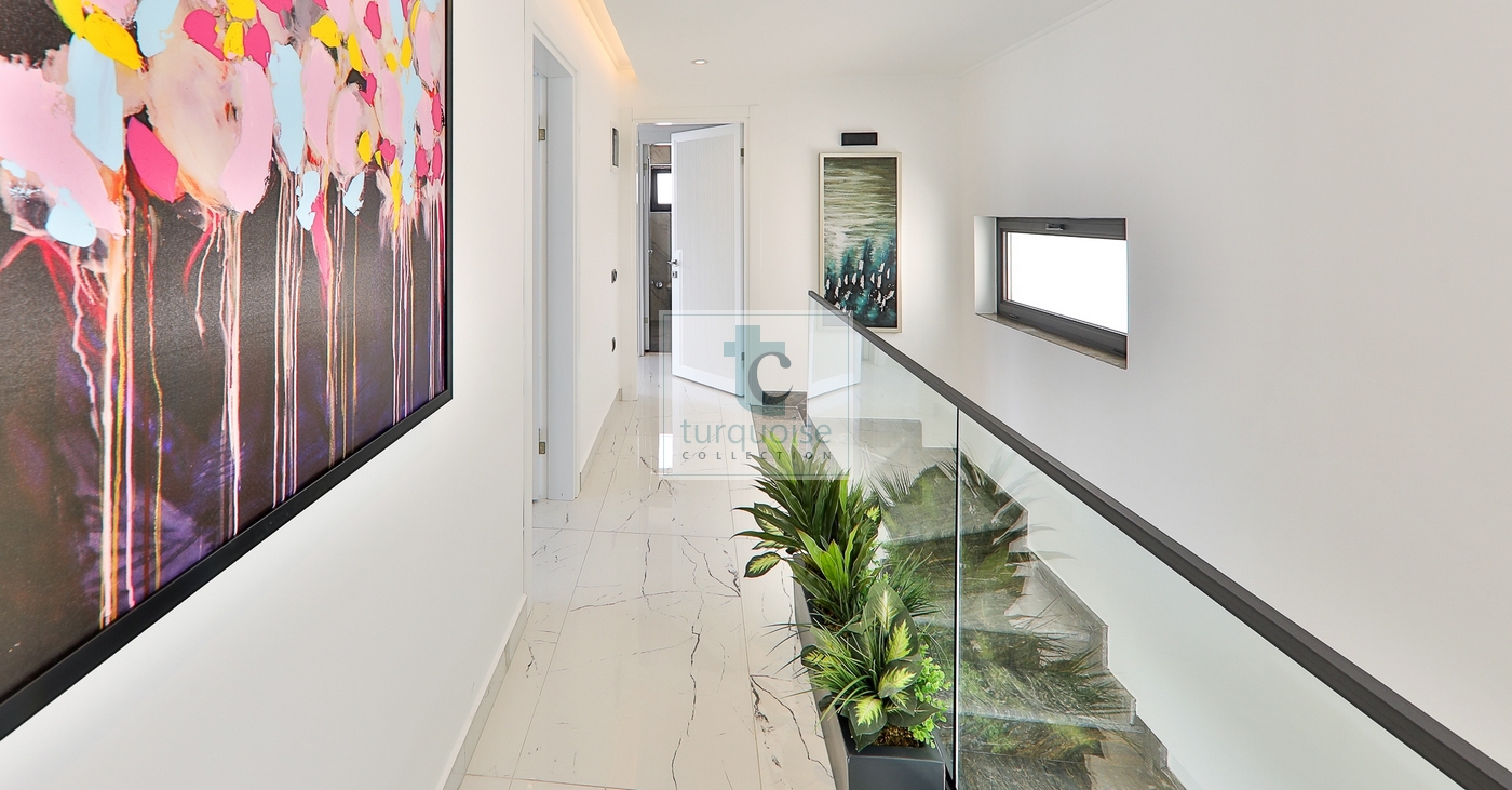 Villa Murphy The Turquoise Collection 5