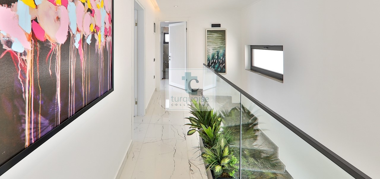 Villa Murphy The Turquoise Collection 5