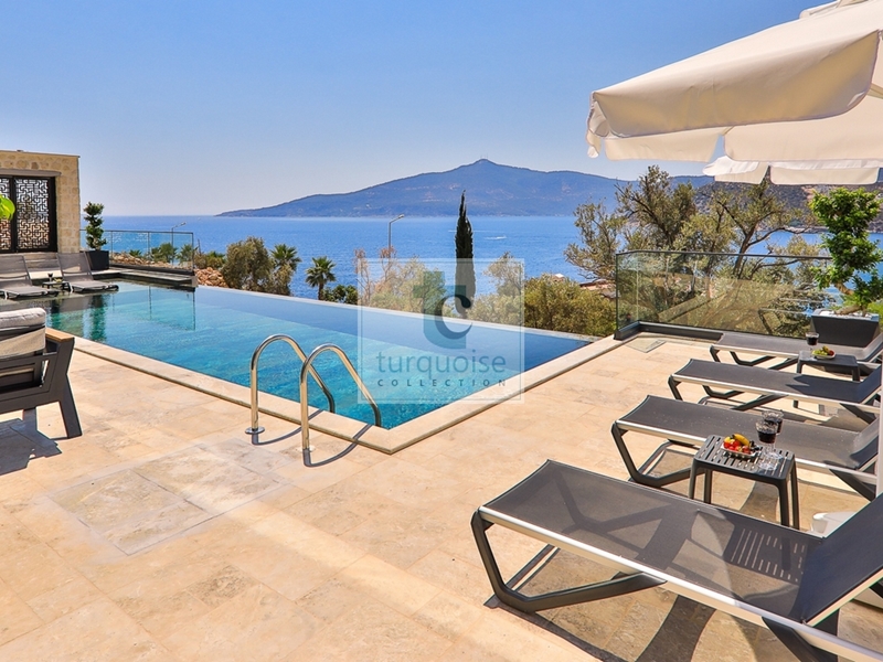 Villa Murphy The Turquoise Collection 15