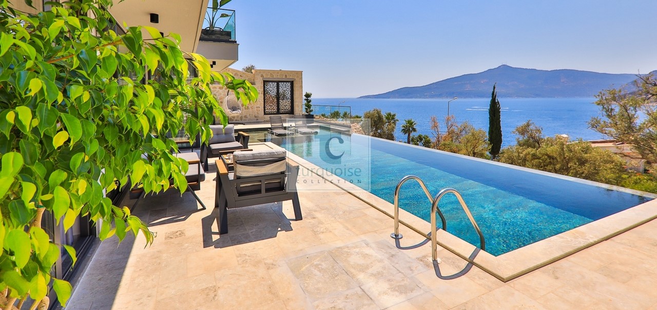 Villa Murphy The Turquoise Collection 16