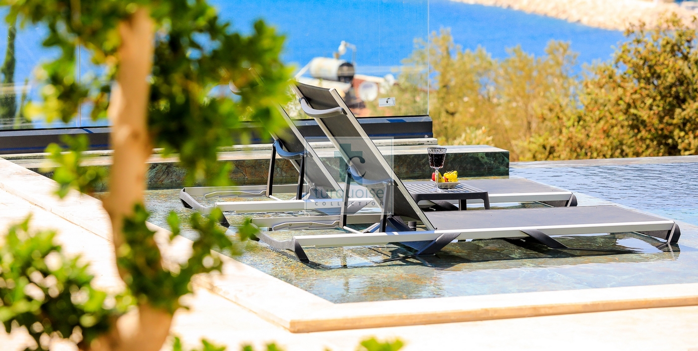 Villa Murphy The Turquoise Collection 23