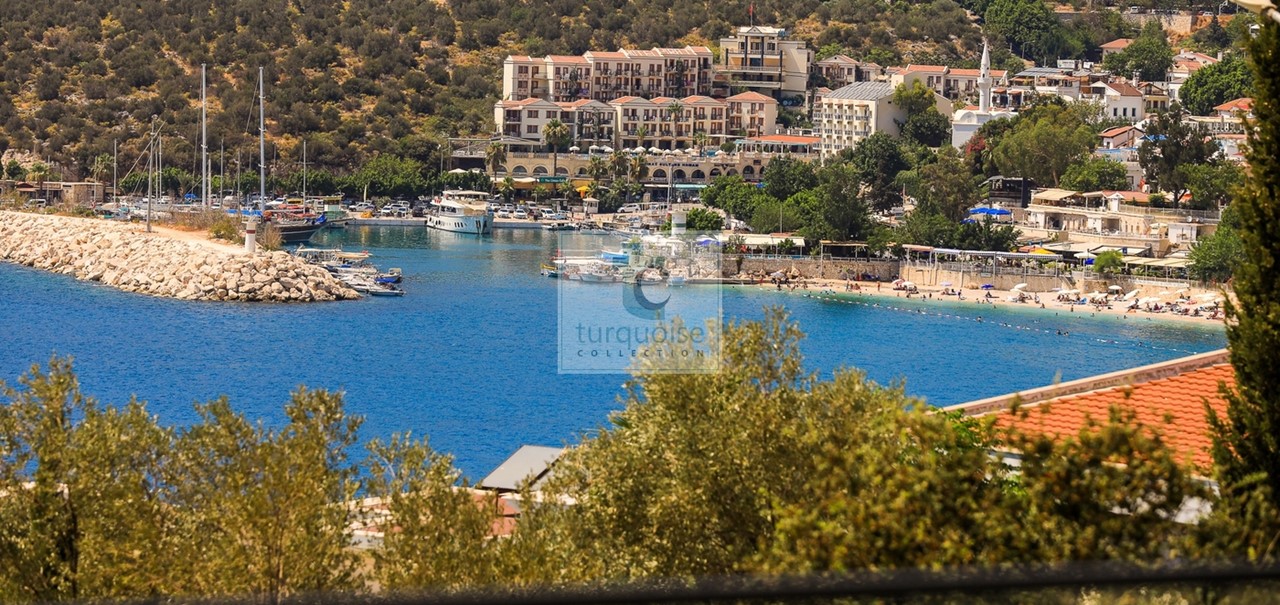 Villa Murphy The Turquoise Collection 28