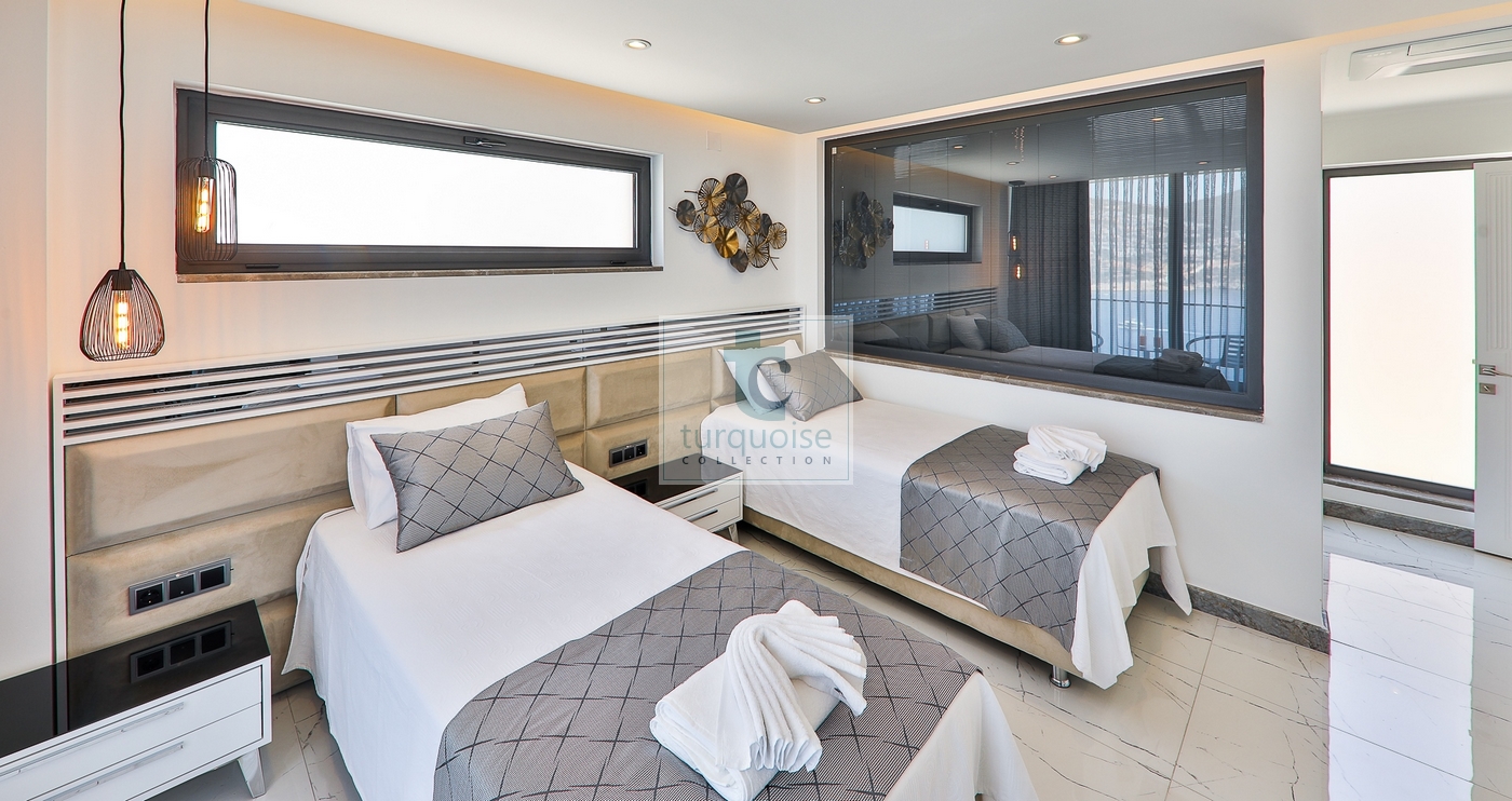 Villa Enhave The Turquoise Collection 15