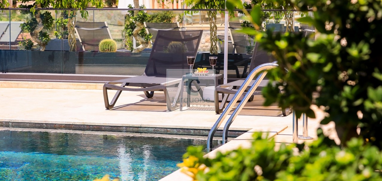 Villa Enhave The Turquoise Collection 50