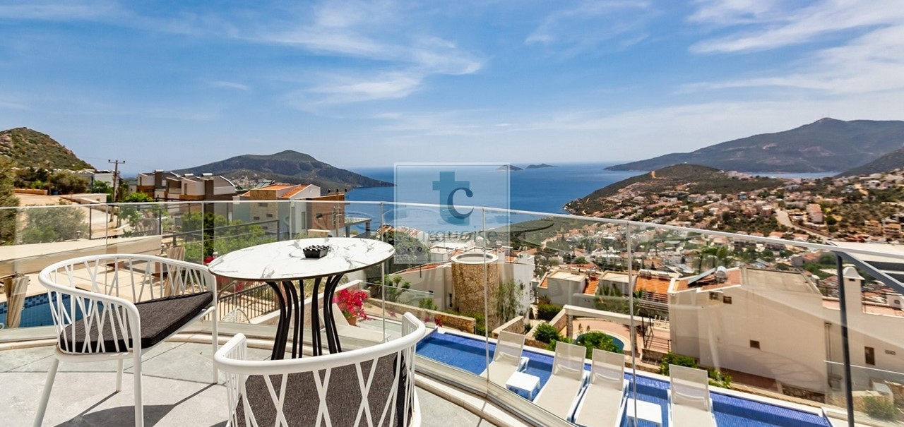 Villa Kahkaha 23 412 Copy