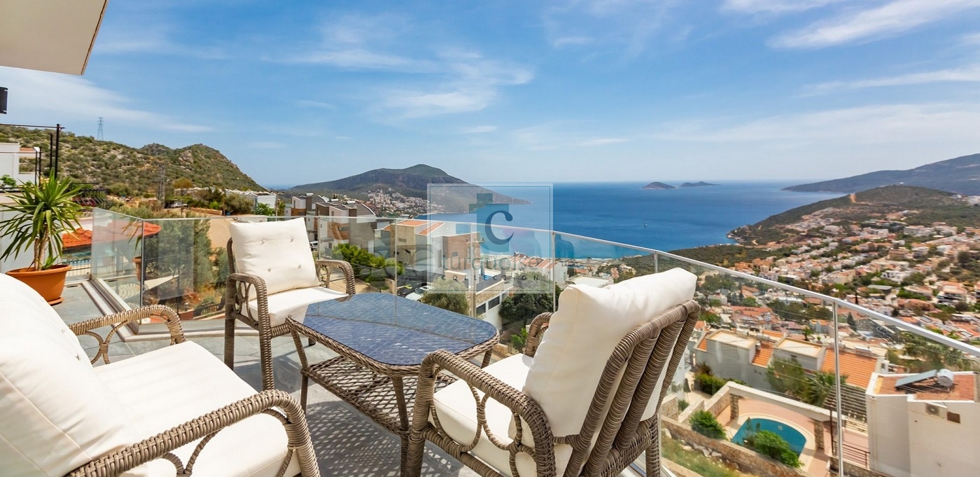 Villa Kahkaha 53 817 Copy