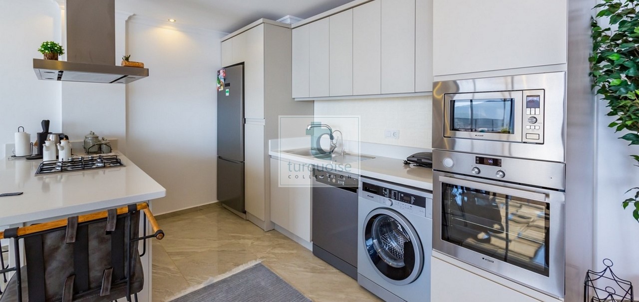 Villa Kahkaha 55 297 Copy