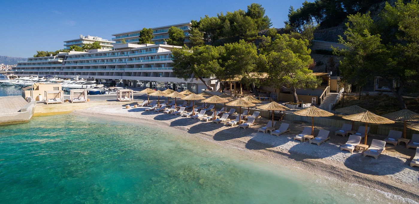 Spumd Gooshter Beachclub View 3325 Hor Clsc