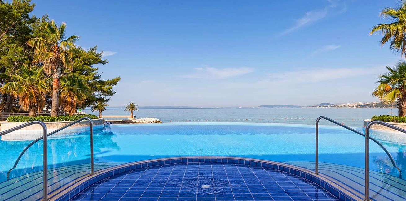 Spumd Pool 8749 Hor Clsc