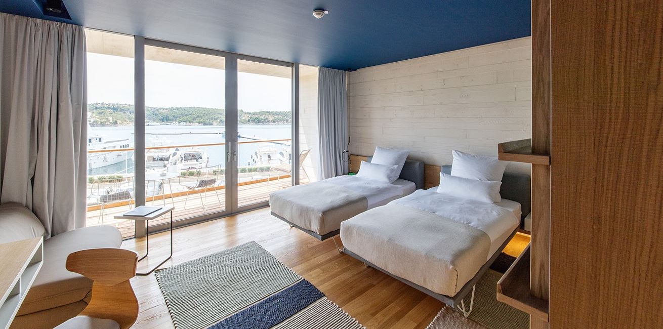 Superior Twin Marina View Room